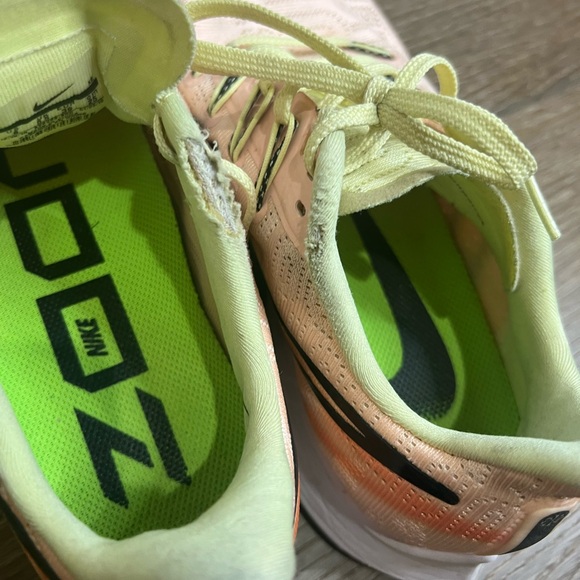 Nike Air Zoom Pegasus 36 PRM Rise Running Shoes - Picture 5 of 12